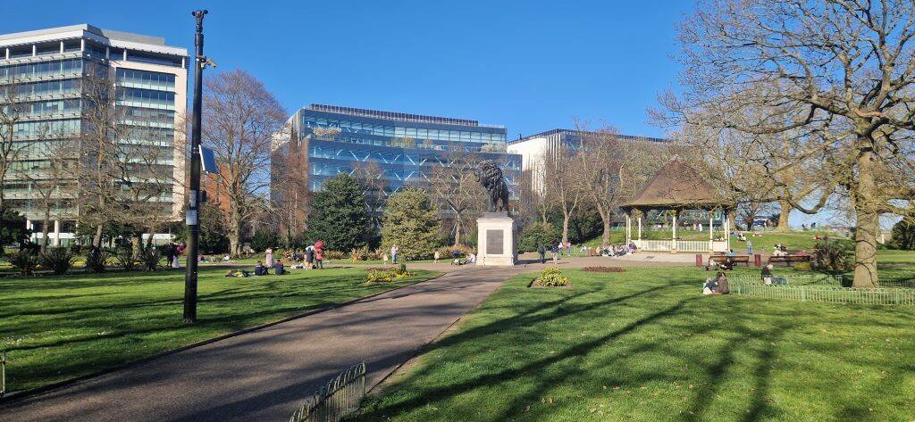 Forbury Gardens in Reading town centre on a sunny day